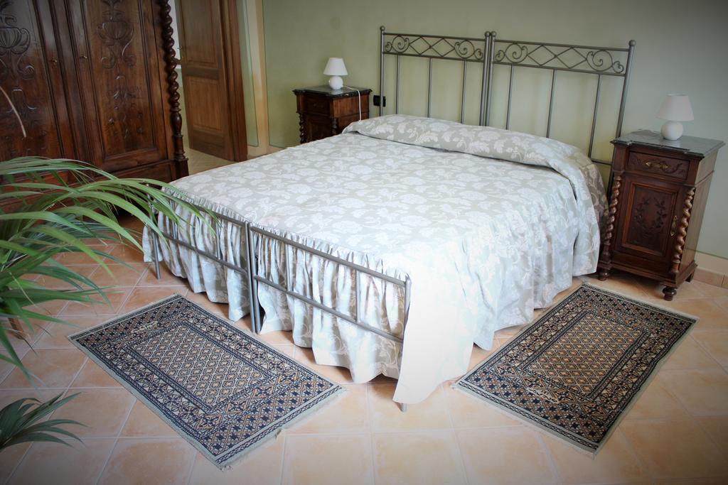 Bed and Breakfast Ca' 'D Carlot Cantarana Номер фото